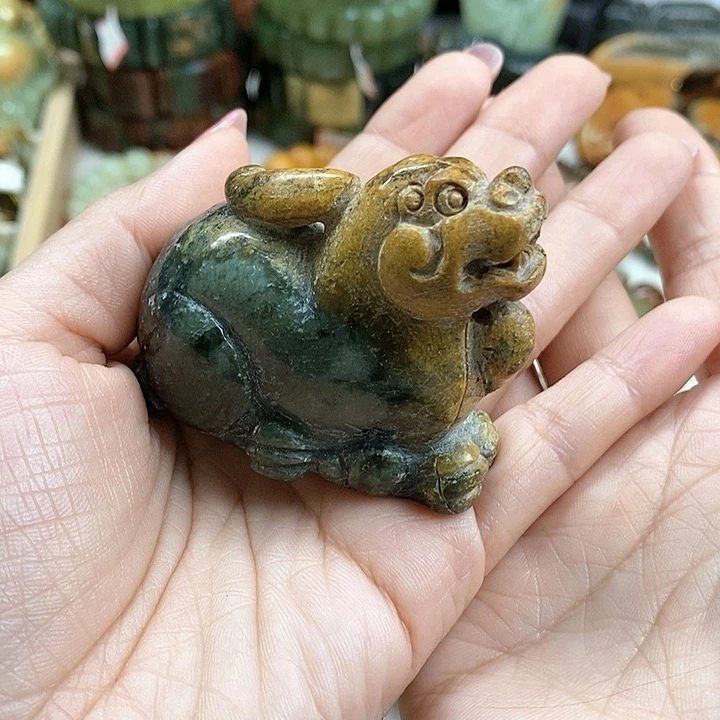 未镶嵌透闪石质玉把件