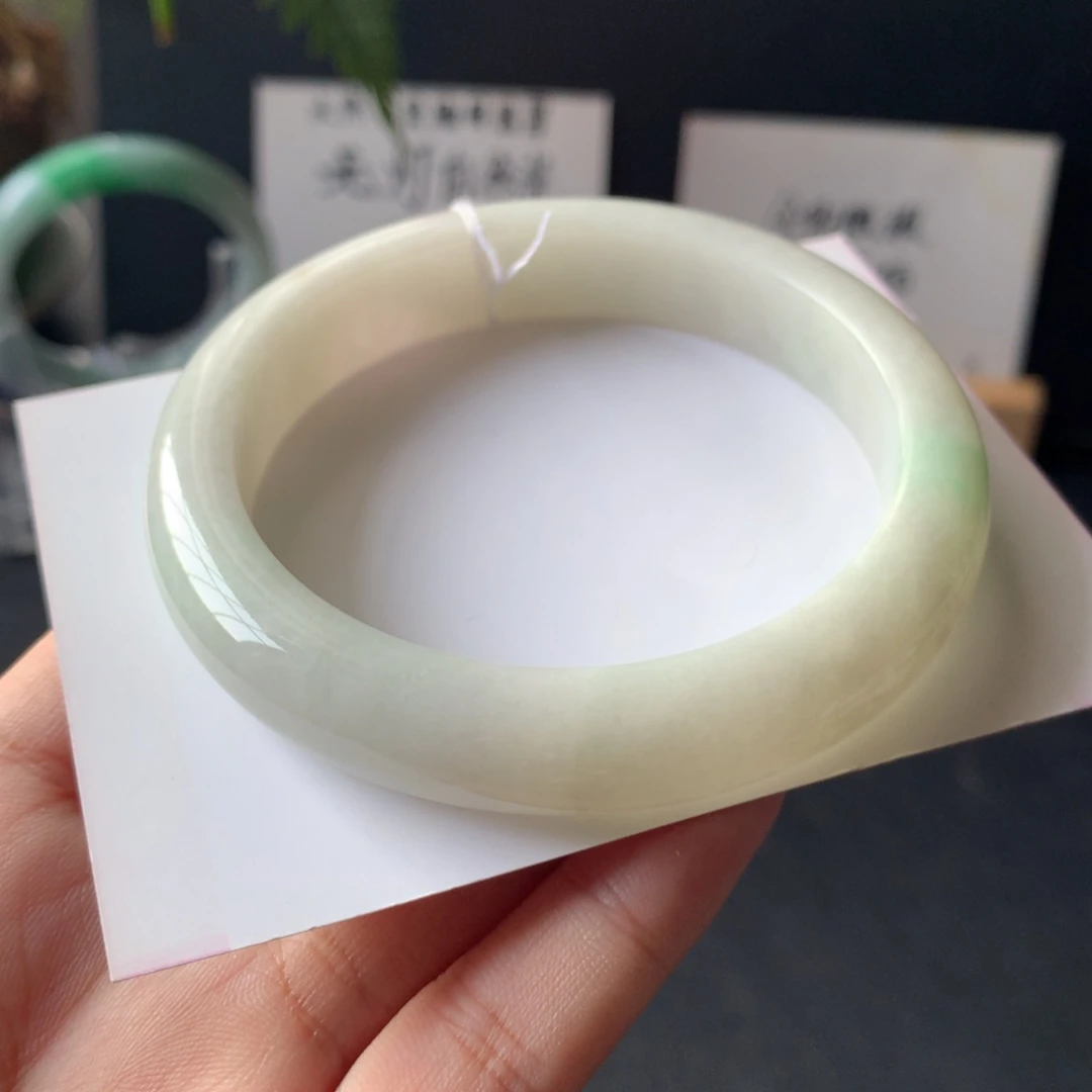 翡翠未镶嵌手镯38号59.6-12.2-8.7