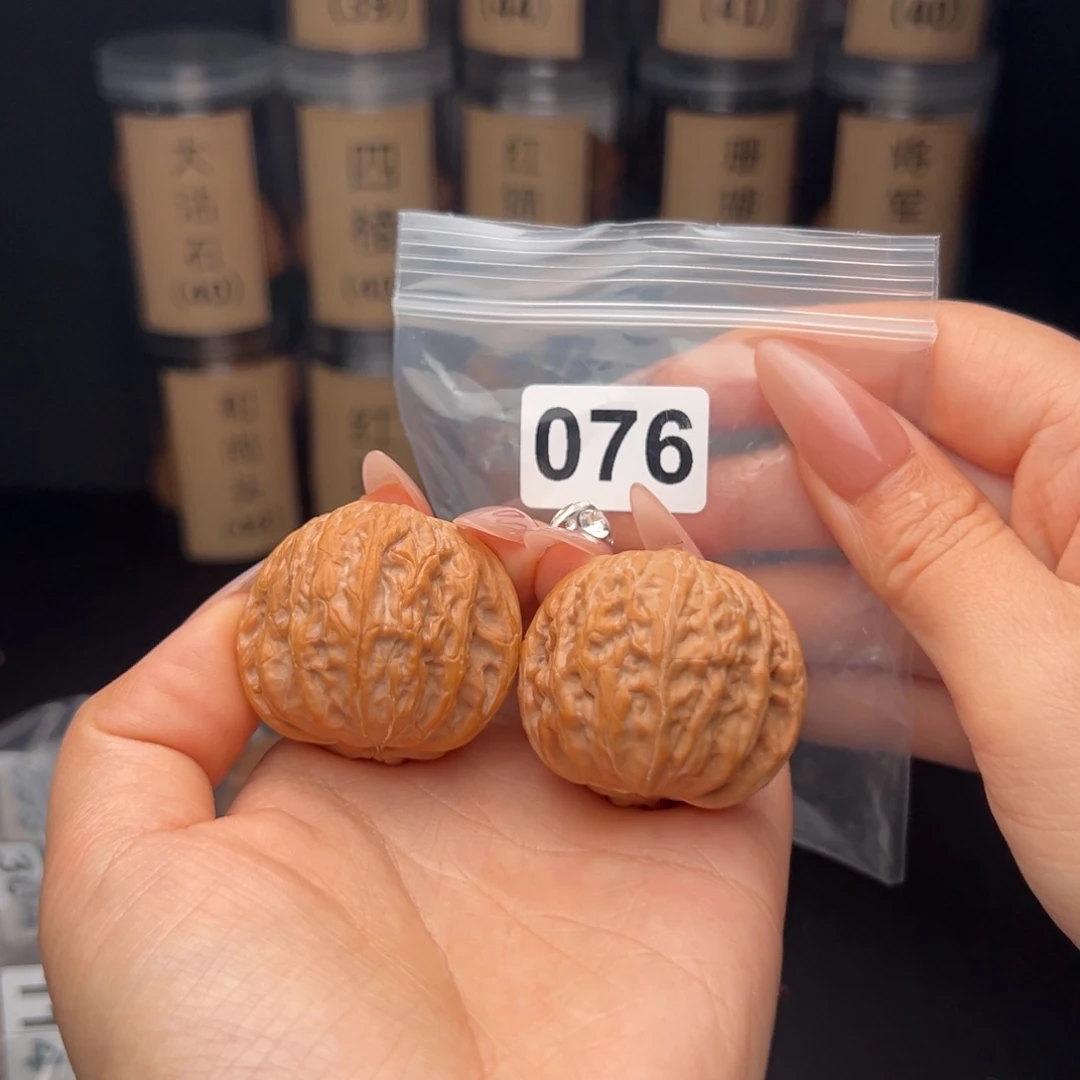 瞎***闹文玩核桃吊坠铁锤