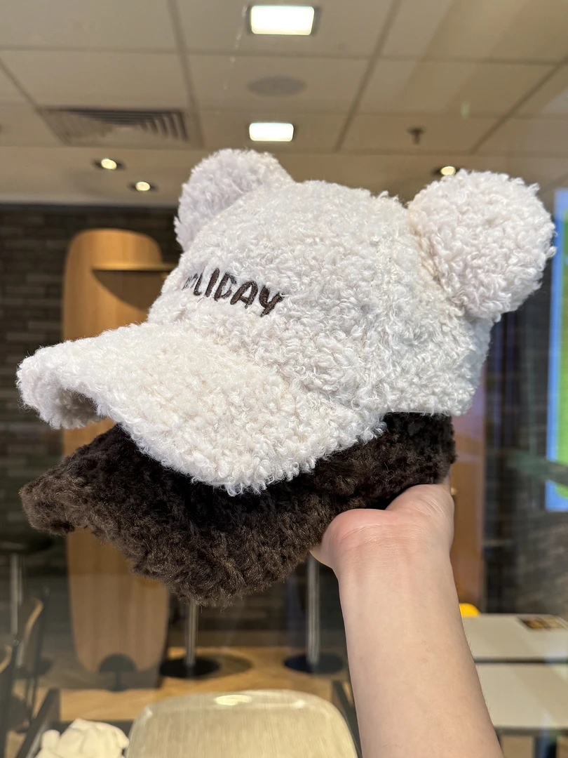 日系可爱小熊耳朵羊羔绒棒球帽子女秋冬季新款防寒保暖百搭鸭舌帽