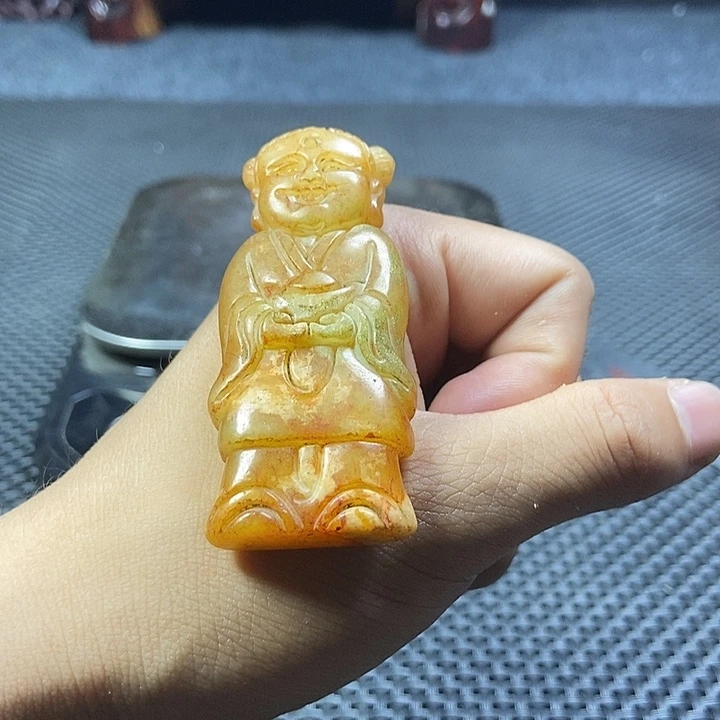 和田玉（糖玉）未镶嵌挂件