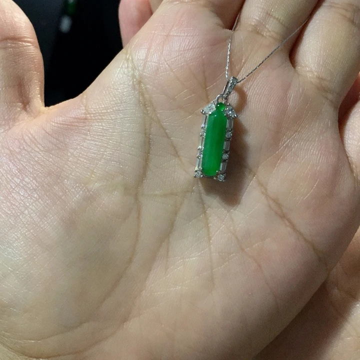 银S925镶嵌翡翠耳饰