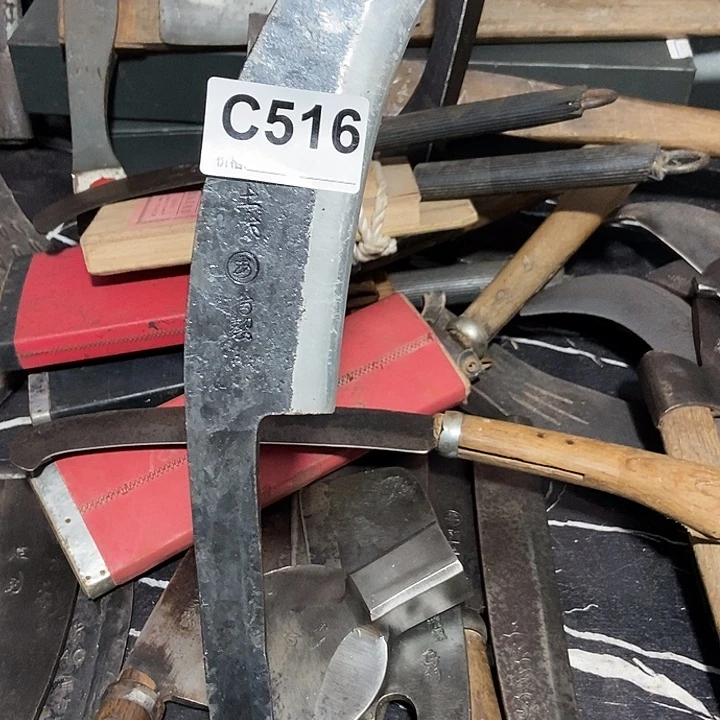 阳***色户外手工锻打用具