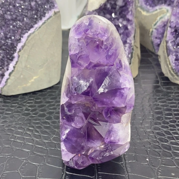 未镶嵌珠宝半成品紫晶