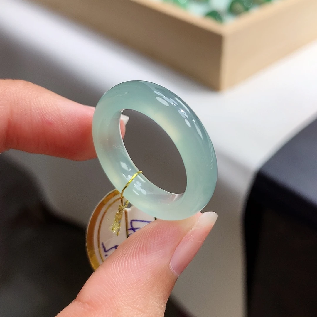 未镶嵌戒指翡翠18圈