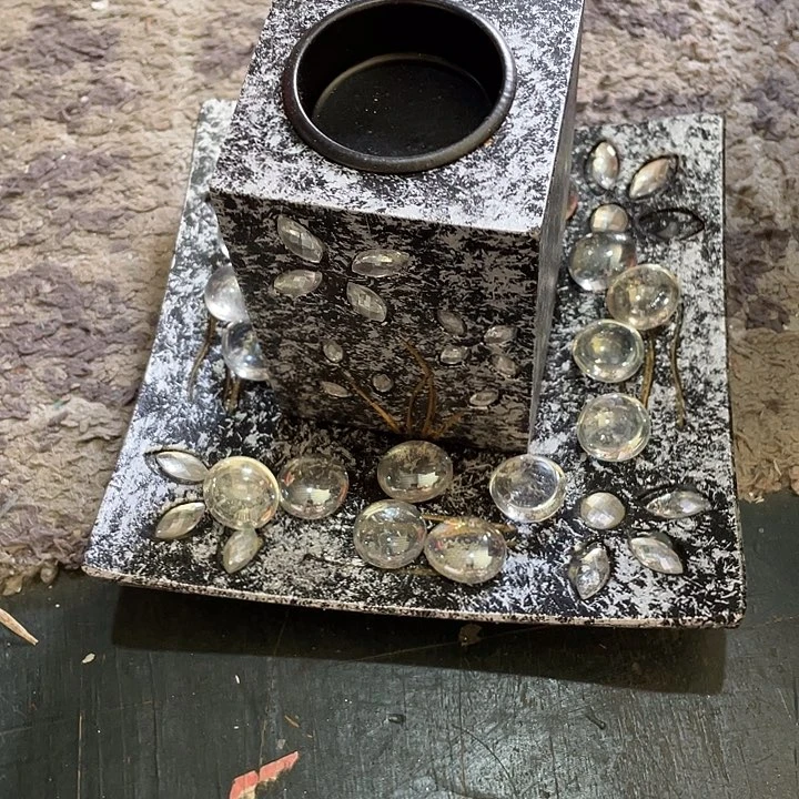 陶瓷花瓶部分（微瑕）