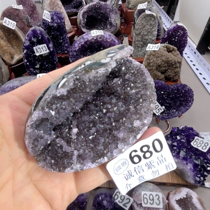 未镶嵌大型摆件(非配饰)紫晶