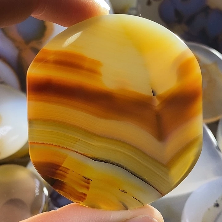 未镶嵌颈饰玛瑙/玉髓俺**下