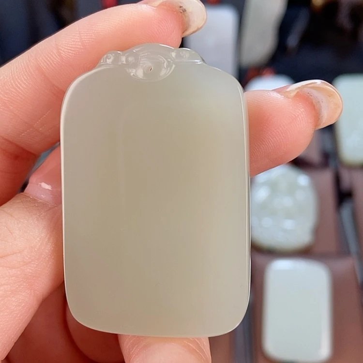 【闪购商品】和田玉颈饰未镶嵌