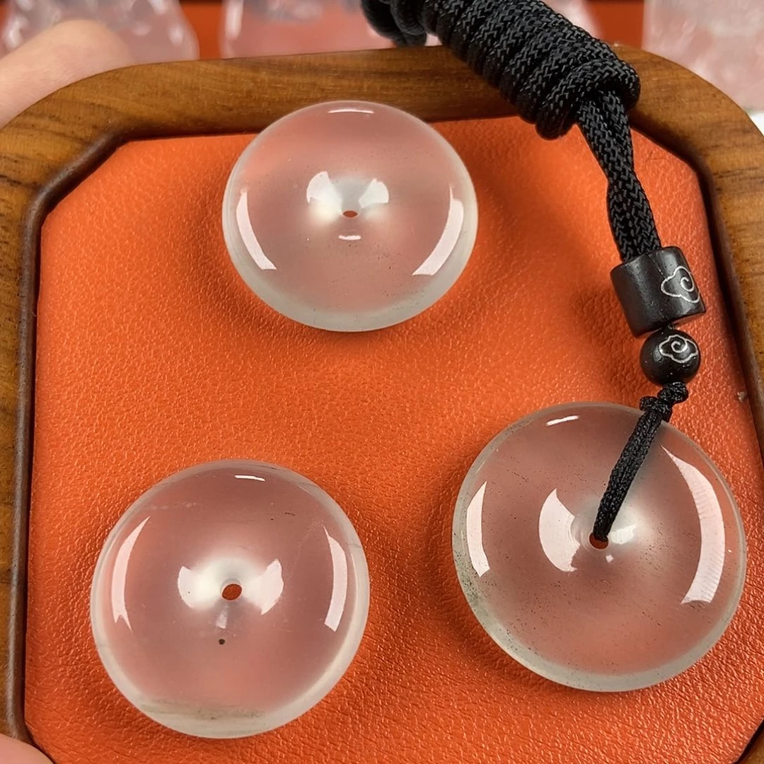 石英质玉未镶嵌颈饰平安扣福利