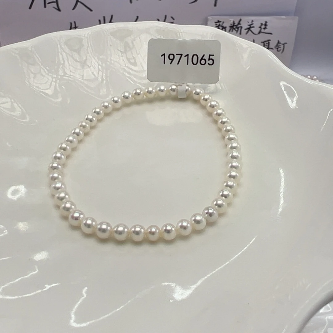 淡水珍珠颈饰未镶嵌