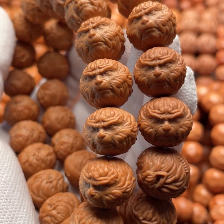 猴头核桃吊坠老*斗战胜佛