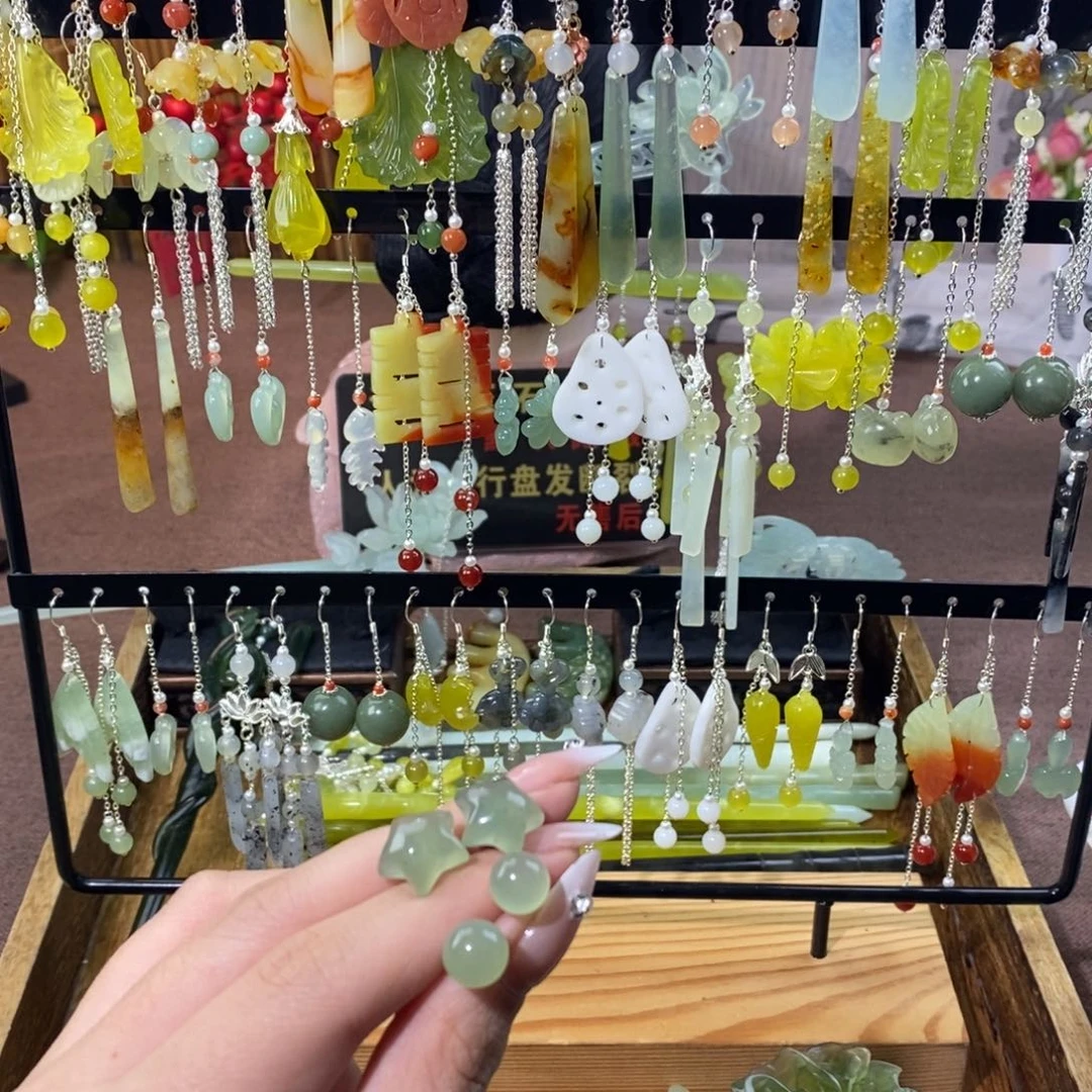 来***财蛇纹石玉合金发饰