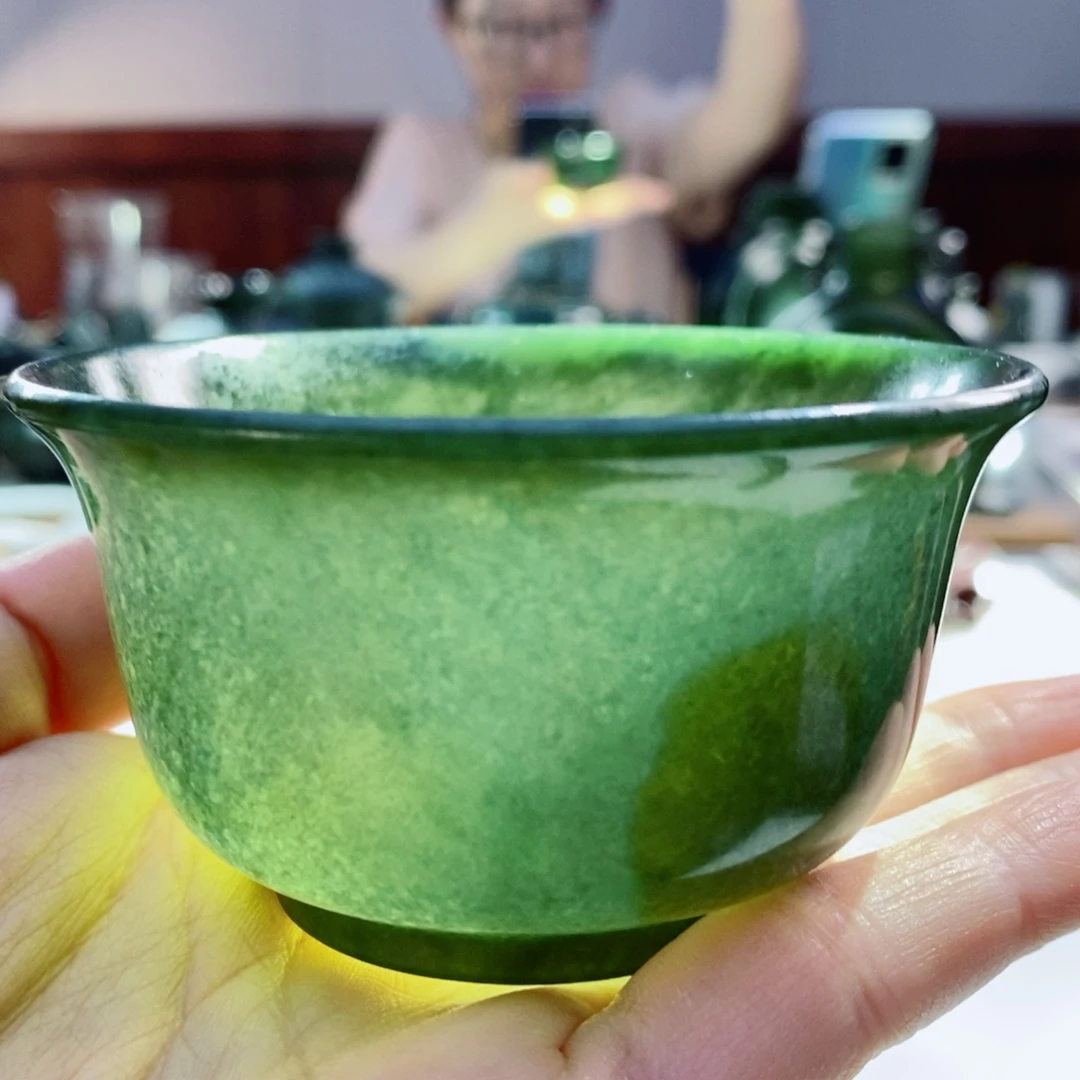 未镶嵌和田玉（青玉）摆件