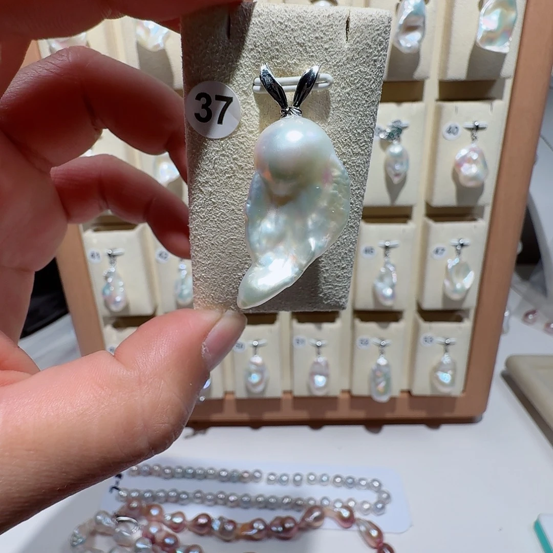 合金颈饰淡水珍珠