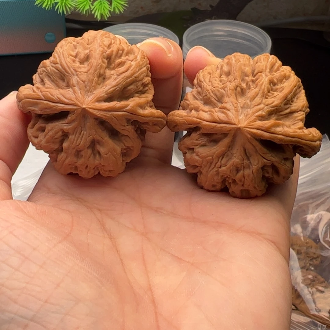 文玩核桃吊坠粗筋46