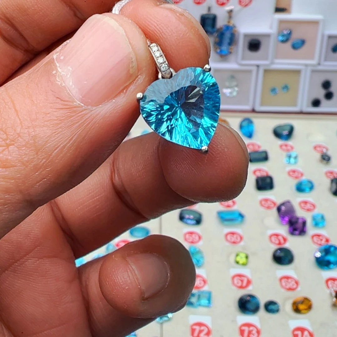 托帕石颈饰银S925镶嵌