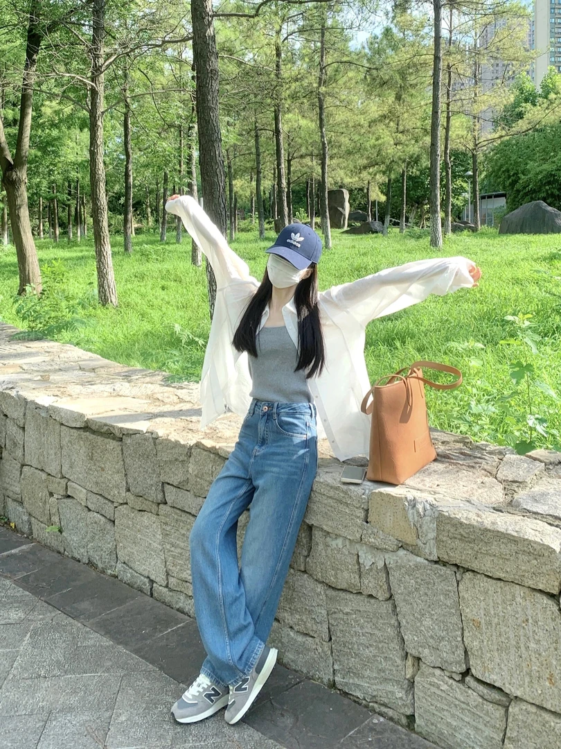 【自由晴空】时尚气质白色衬衫上衣开衫灰色吊带高腰蓝色休闲牛仔裤