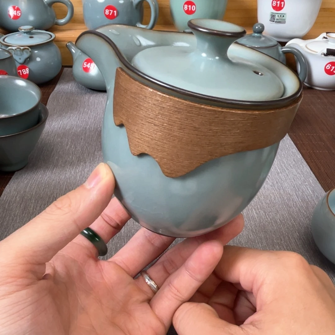 瓷片小微瑕。。。。。。。。。。