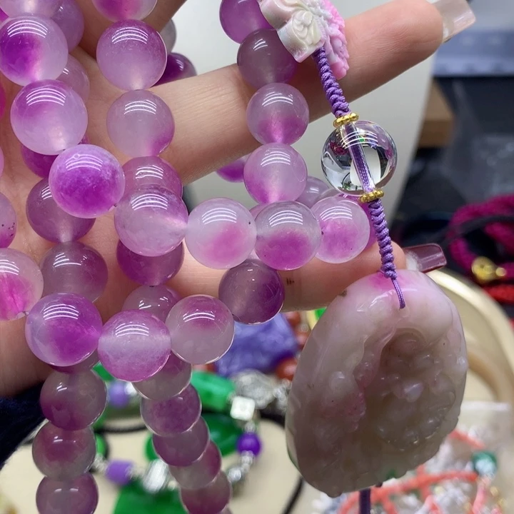 翡翠颈饰未镶嵌吊坠