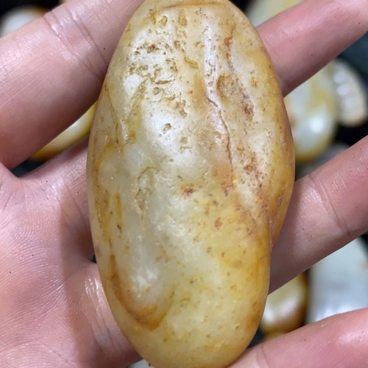 和田玉（糖玉）未镶嵌挂件