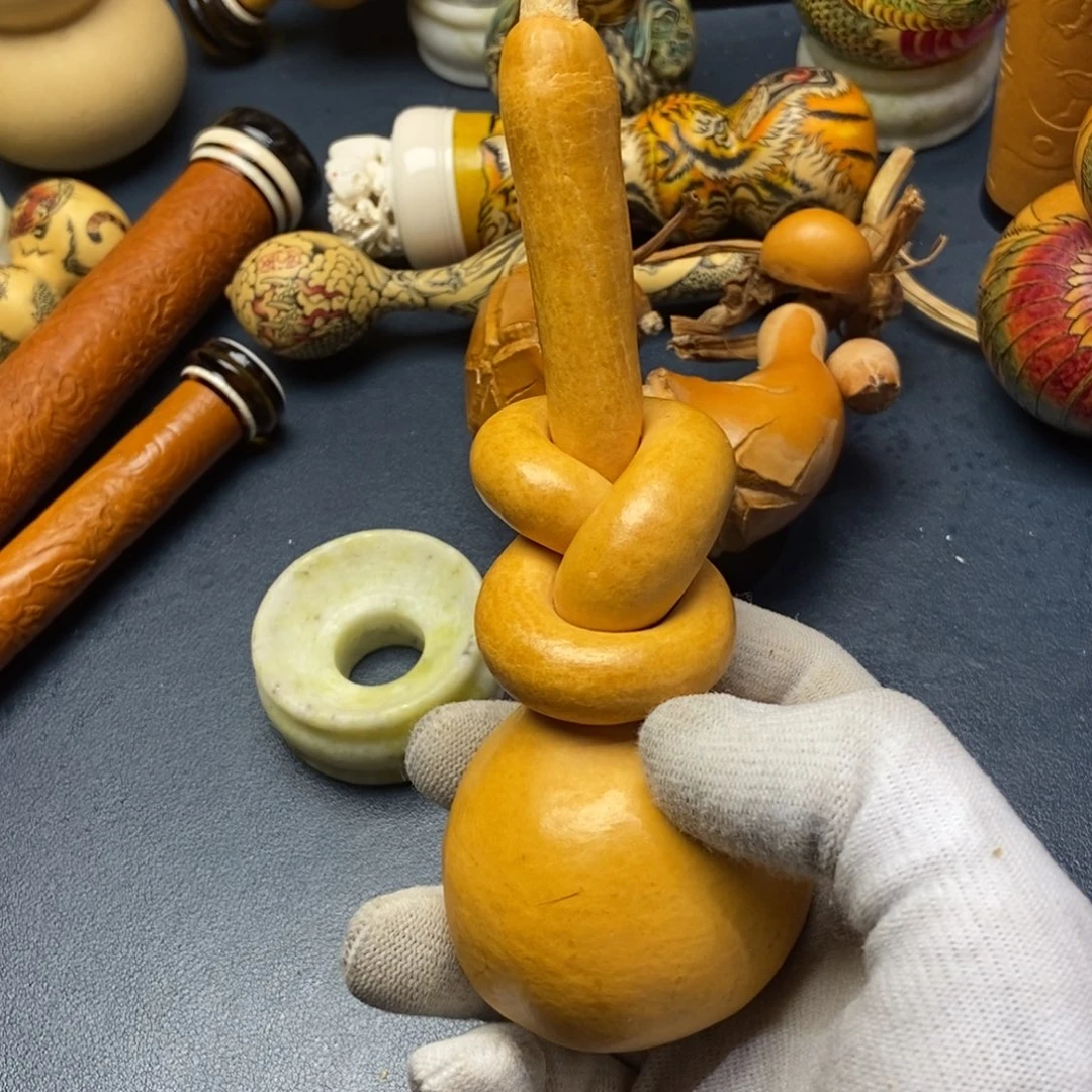 曾***-有机玻璃精品品牌设计理念