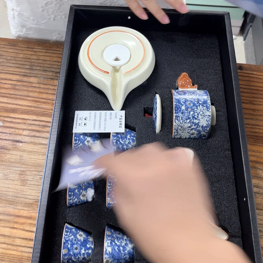 孤品茶具套装等。