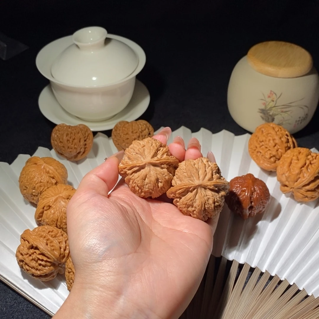 文玩核桃吊坠陈*人苹果园42