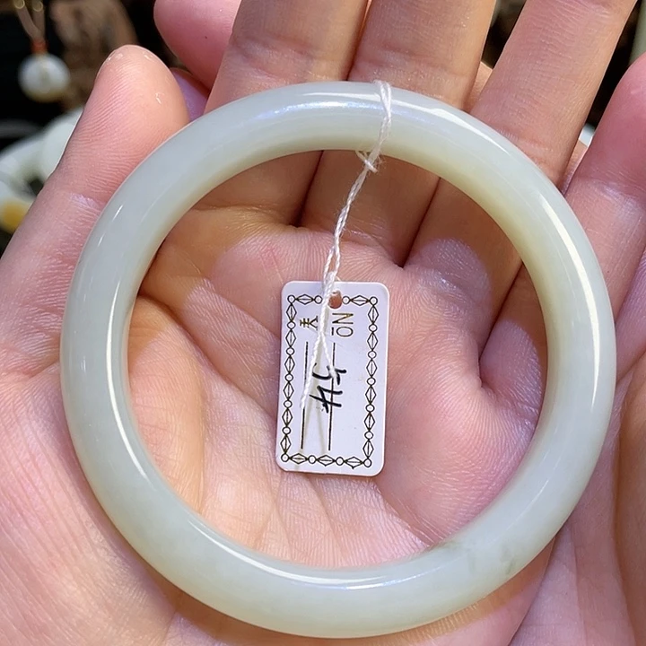 【闪购商品】和田玉手镯未镶嵌