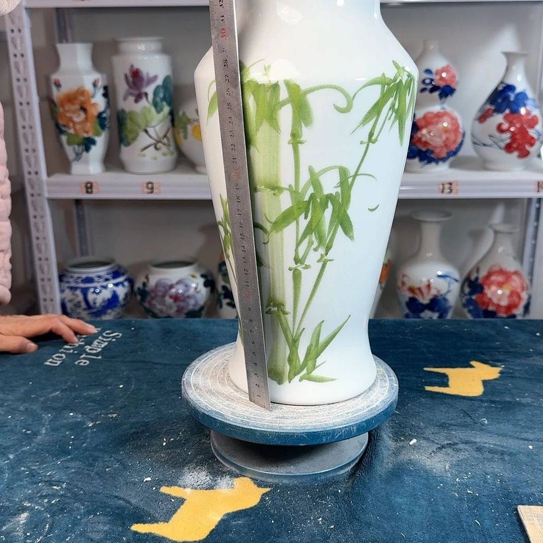 摆件景德镇陶瓷大鱼绿竹