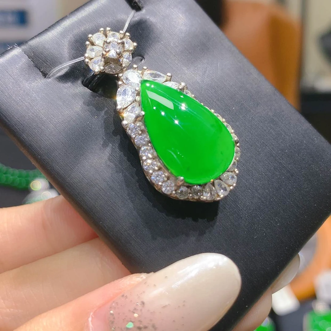 【闪购商品】颈饰银S925镶嵌翡翠6柒姐