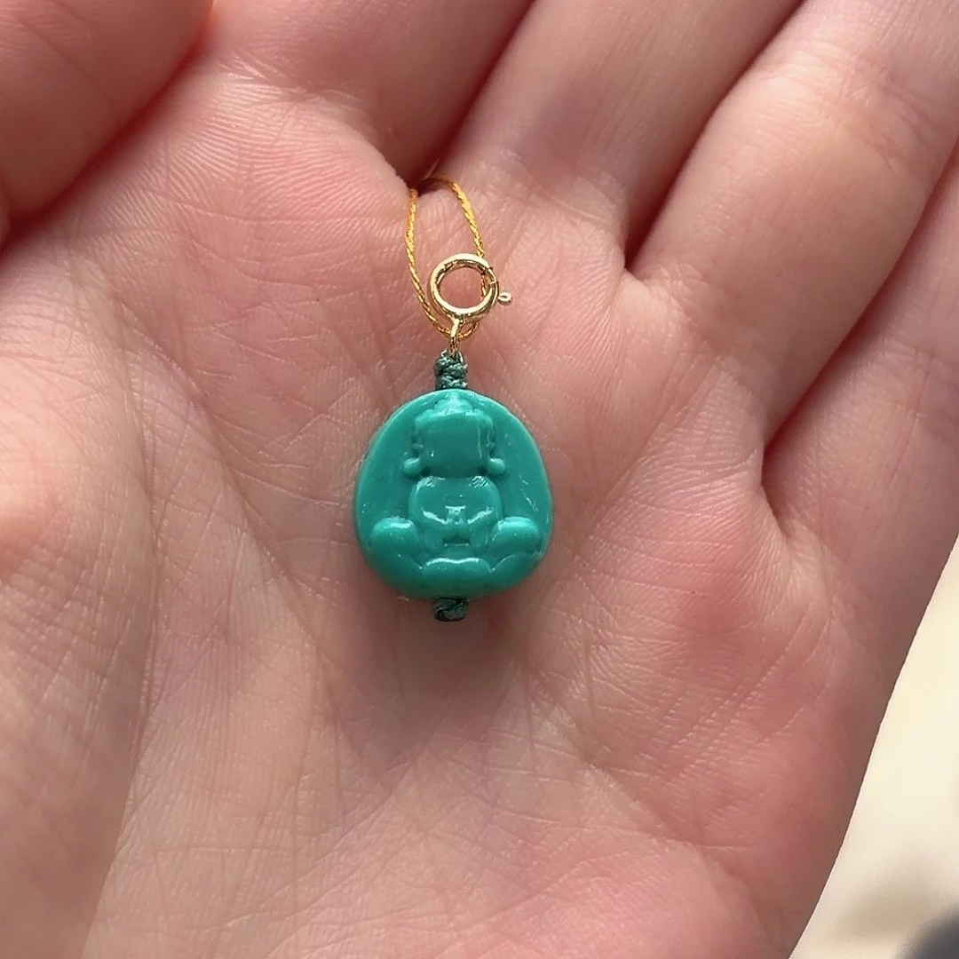 绿松石未镶嵌颈饰