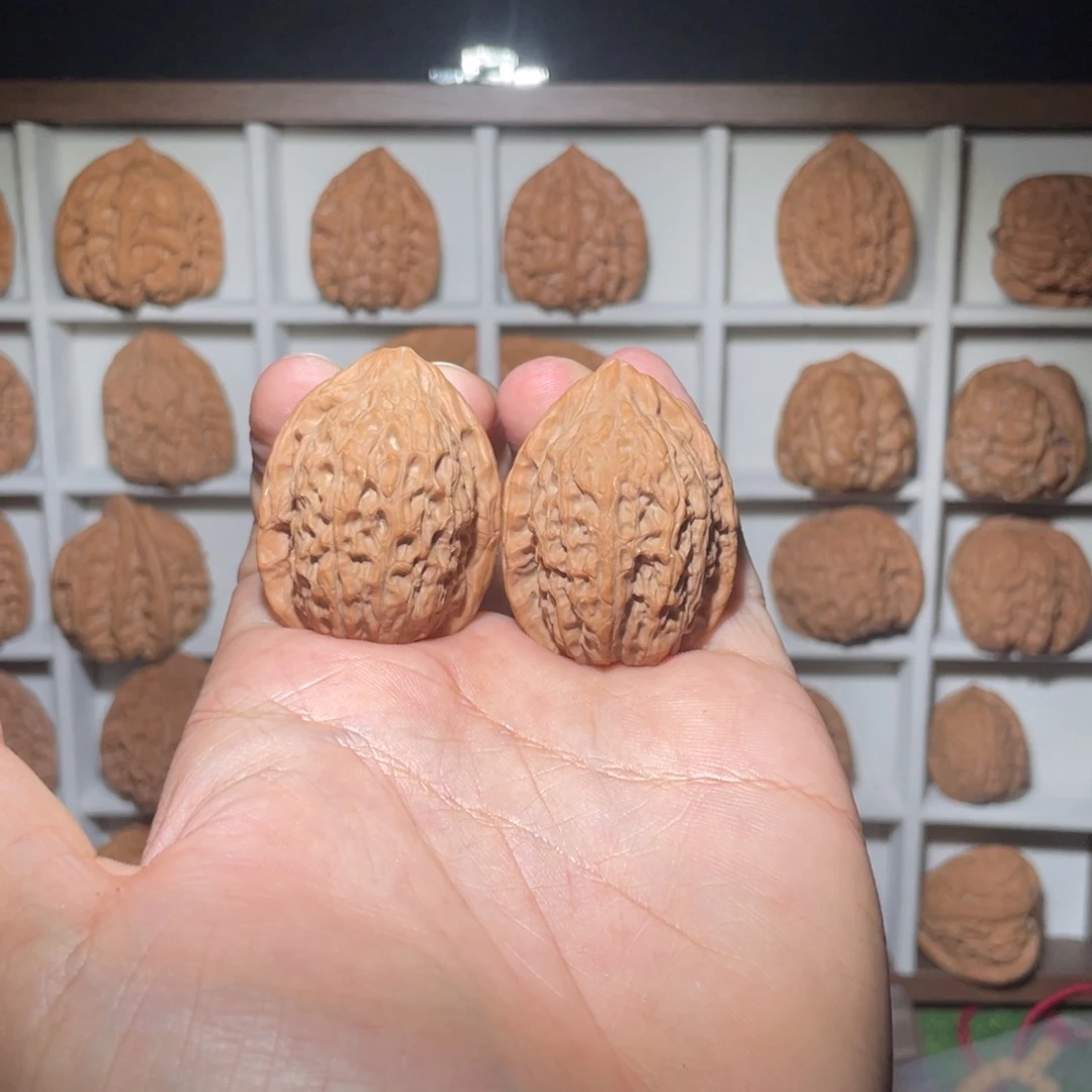 文玩核桃把件32鸡心全品