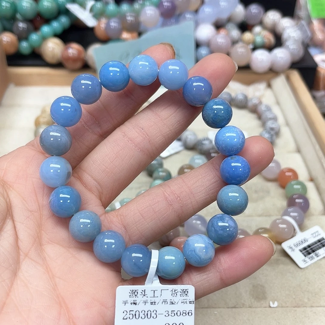 硅化珊瑚(珊瑚玉)手链未镶嵌仰****空636