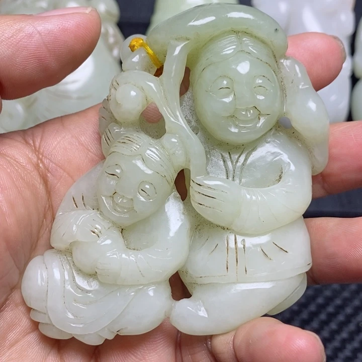 和田玉颈饰未镶嵌