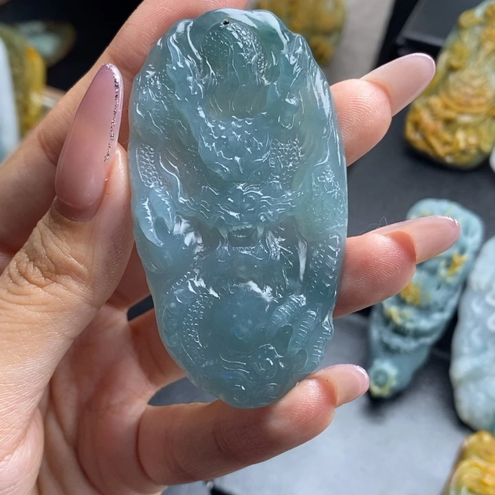 定制翡翠未镶嵌冰胶龙牌