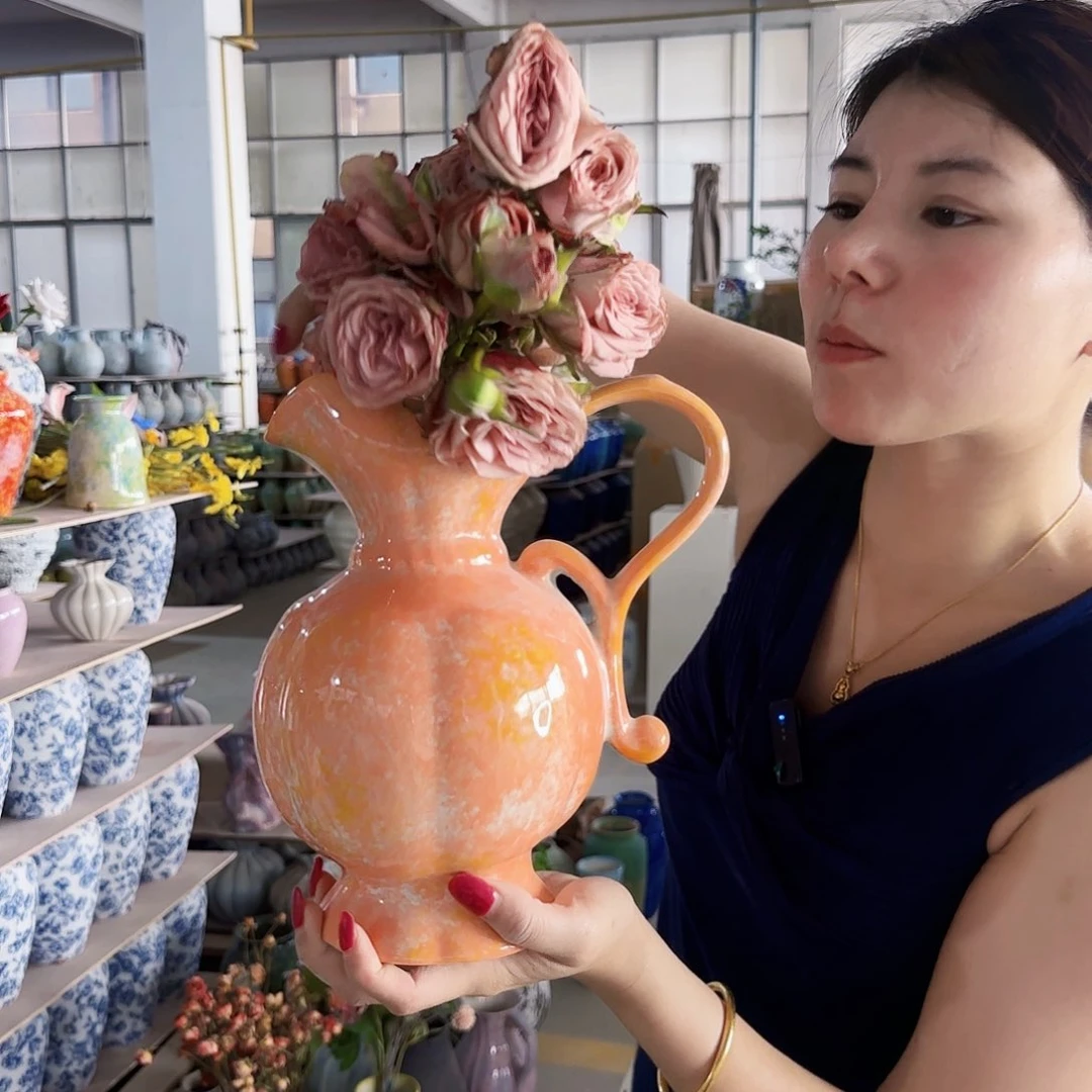 景德镇陶瓷艺术花瓶单耳提梁壶