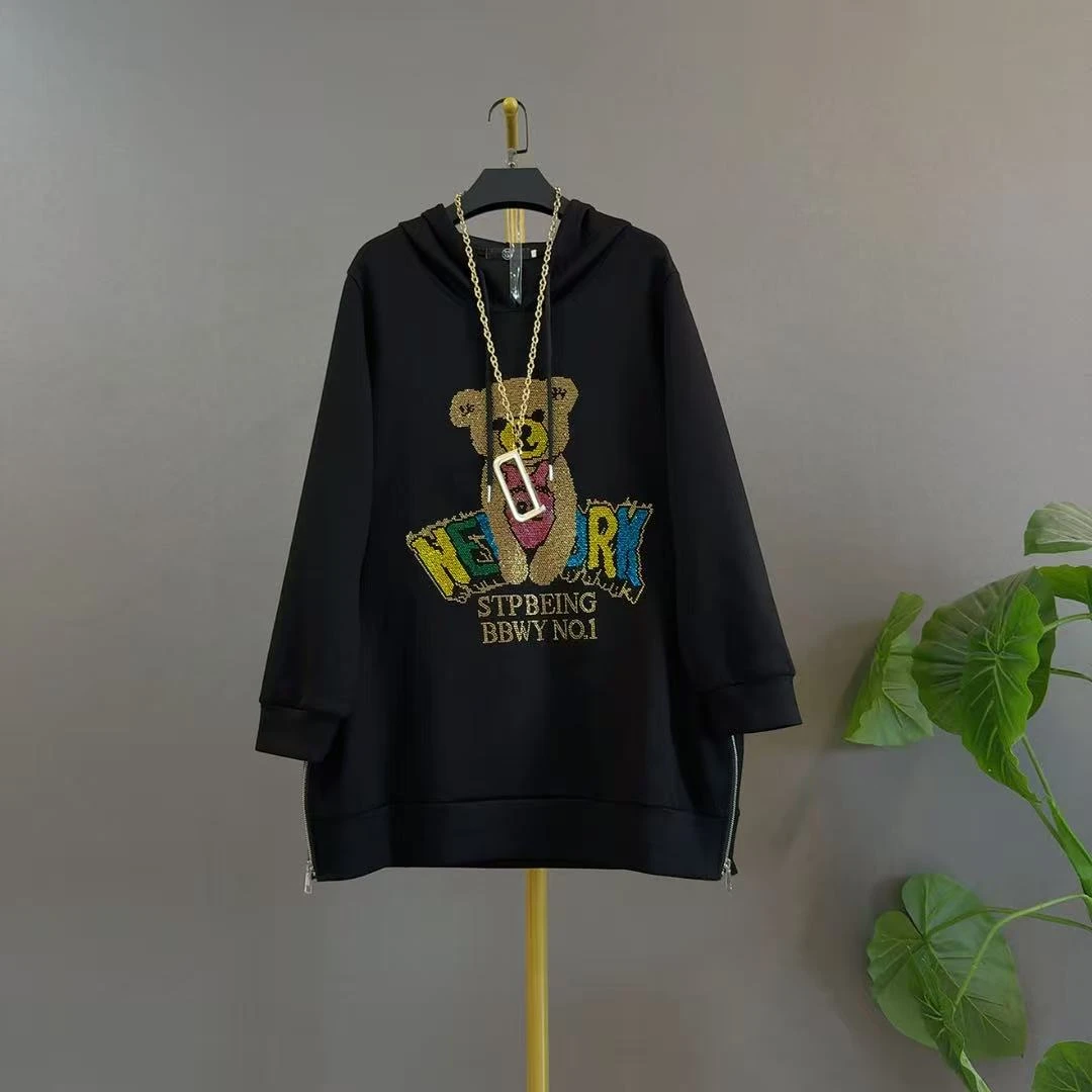 秋季时尚设计感侧边拉链连帽重工艺烫钻卡通宽松遮肉休闲大码卫衣