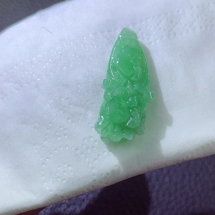 定制翡翠未镶嵌翡翠