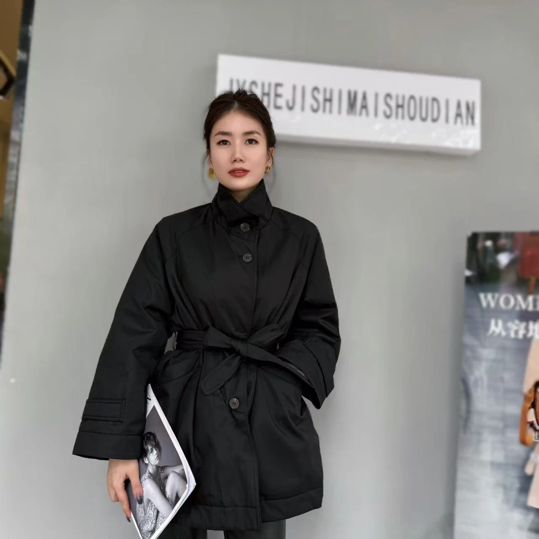 【俊英】2025冬新时尚立领双排扣收腰宽松保暖中长款羽绒服外套女