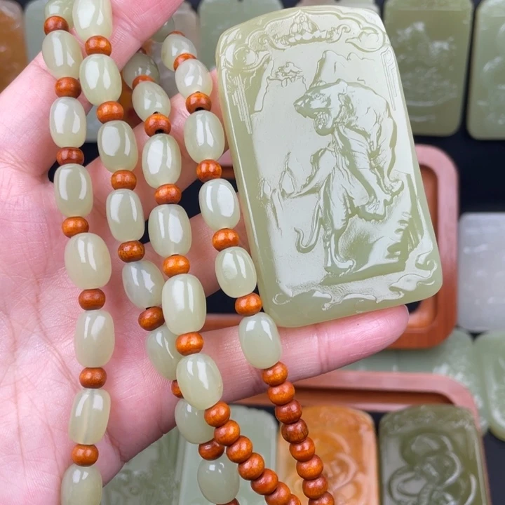 新疆昆仑山料，一物一拍