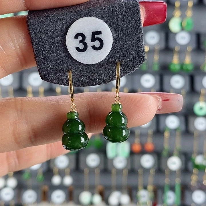 和田玉耳饰18K金镶嵌