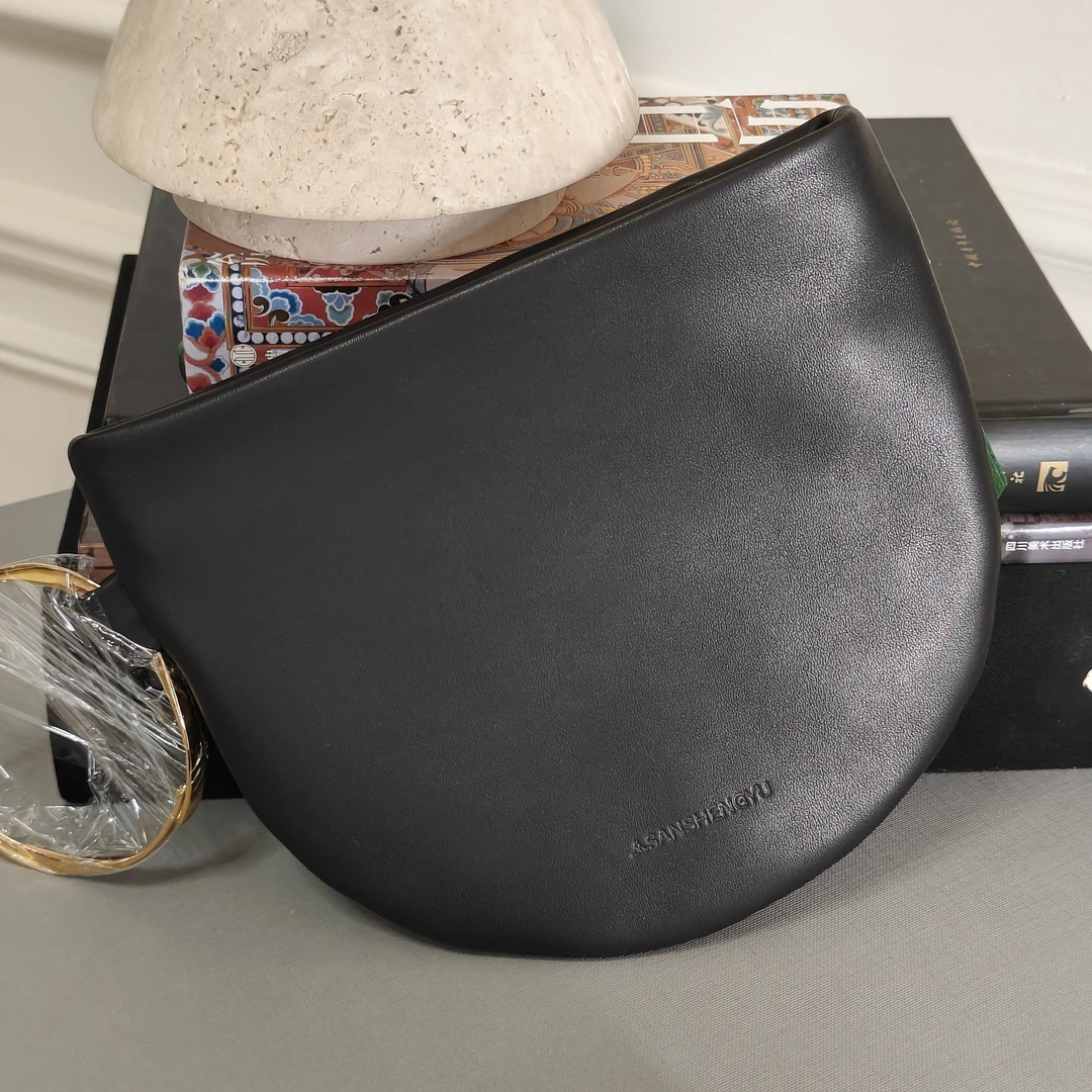 三笙鱼SANSHENGYU 【ROW风 半圆手拿包】——设计师风格系列