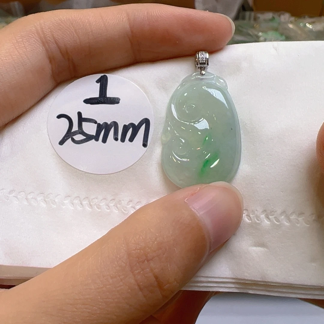 吊坠(不含链)18K金镶嵌翡翠