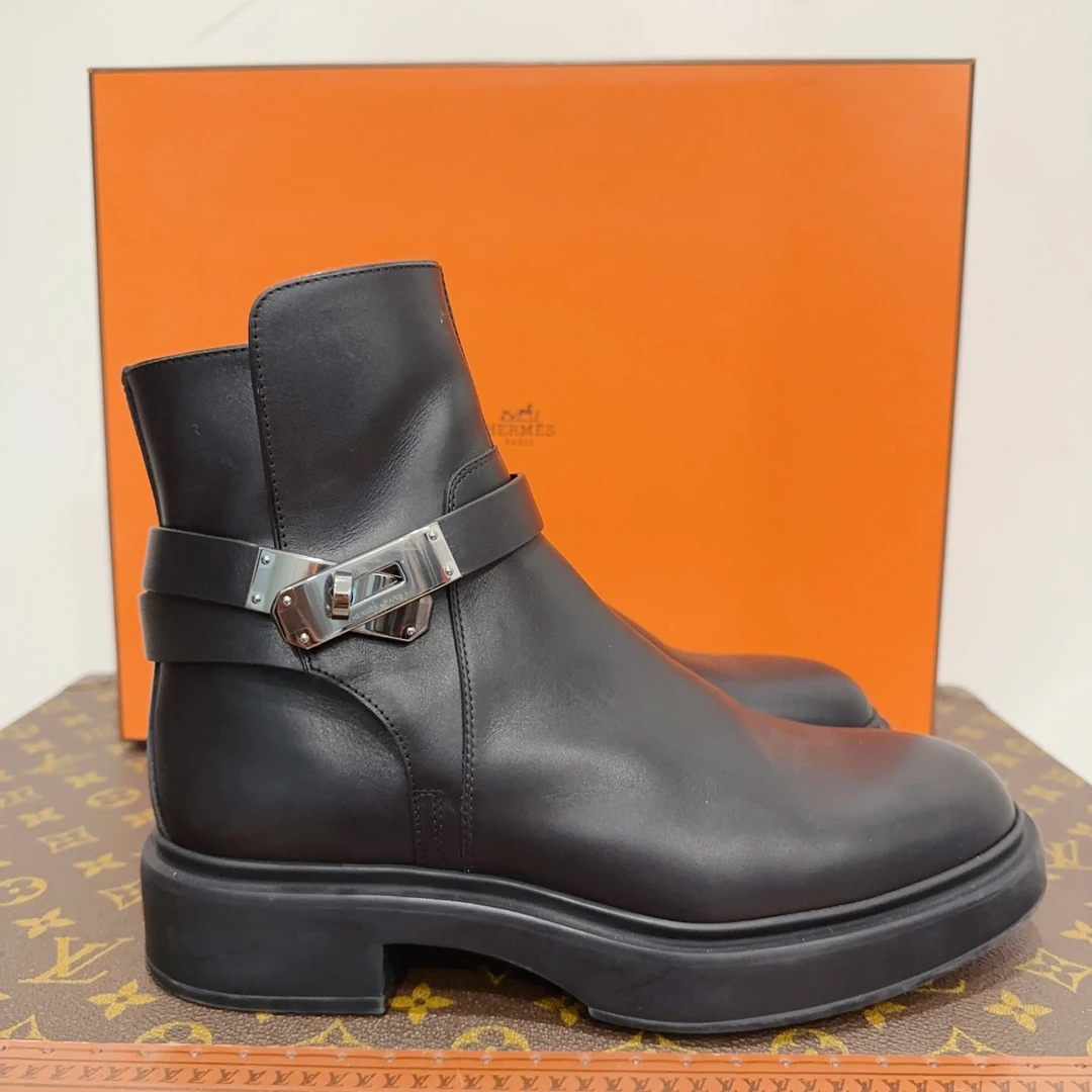 95新 Hermes/爱马仕 安洁利靴子 尺码36成色直播为准GSS21237