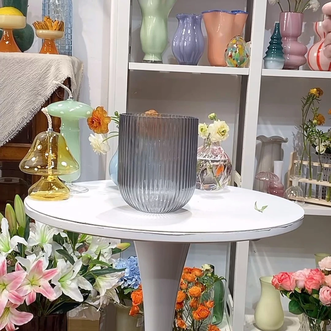 喷色口12高16花瓶