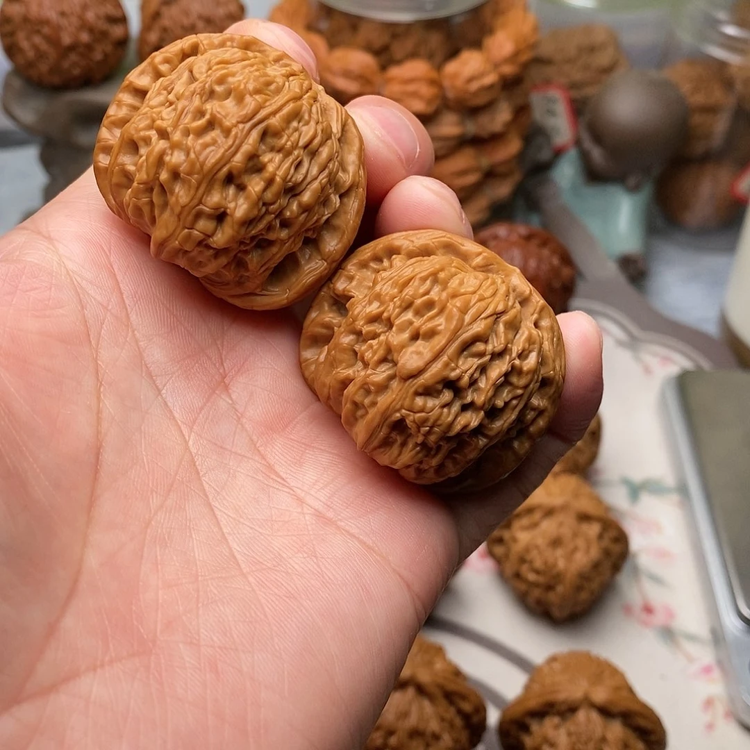 把件文玩核桃白狮子