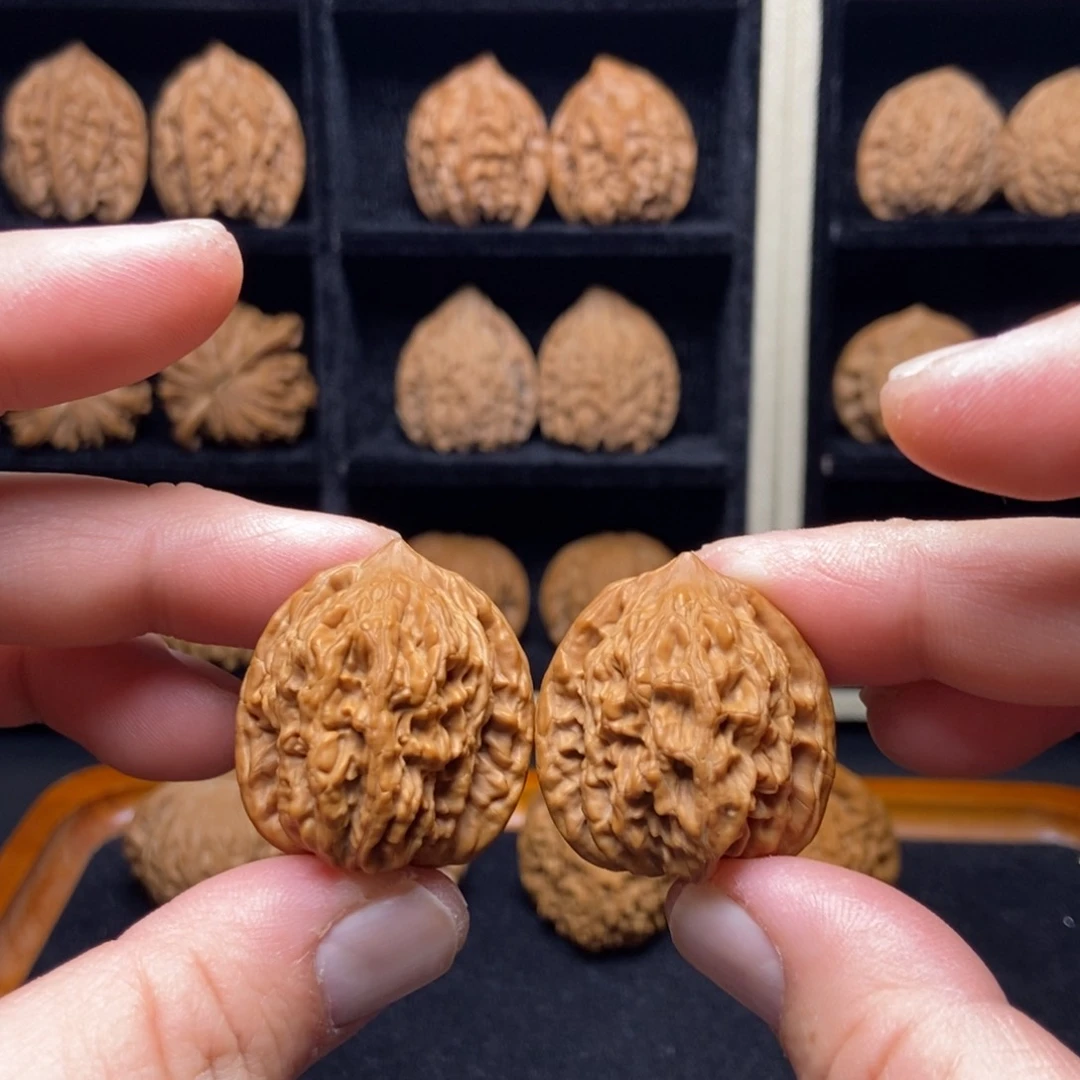 吊坠文玩核桃31虎头