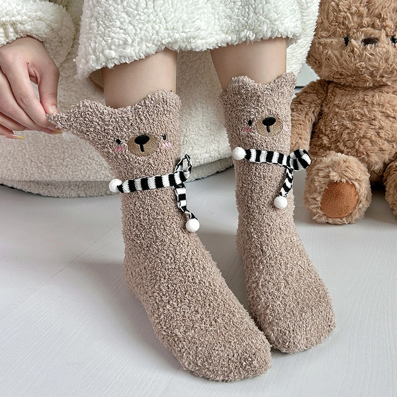 睡觉袜子女秋冬加厚保暖地板袜冬天可爱卡通珊瑚绒月子居家睡眠袜