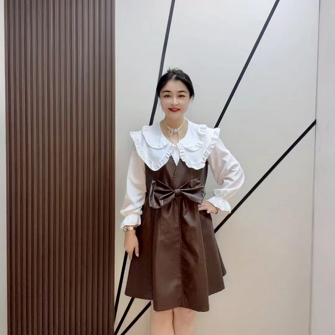 秋季新款大码女装时尚娃娃领衬衫搭配收腰两面穿皮裙套装